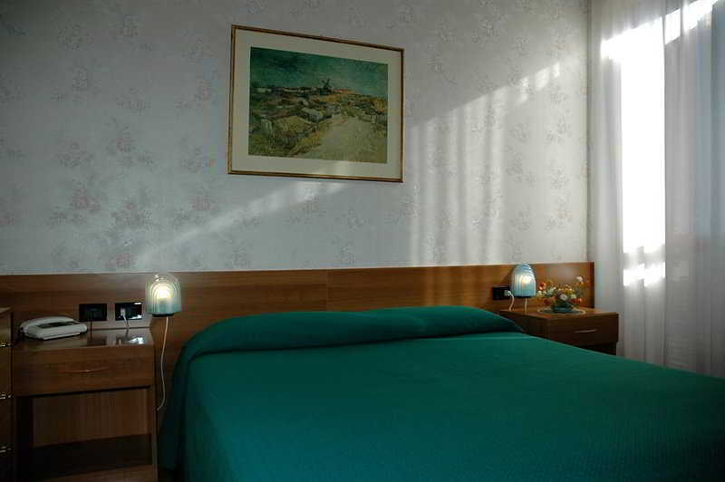 Zunica Ospitalita Dal 1880 Hotell Civitella Del Tronto Exteriör bild